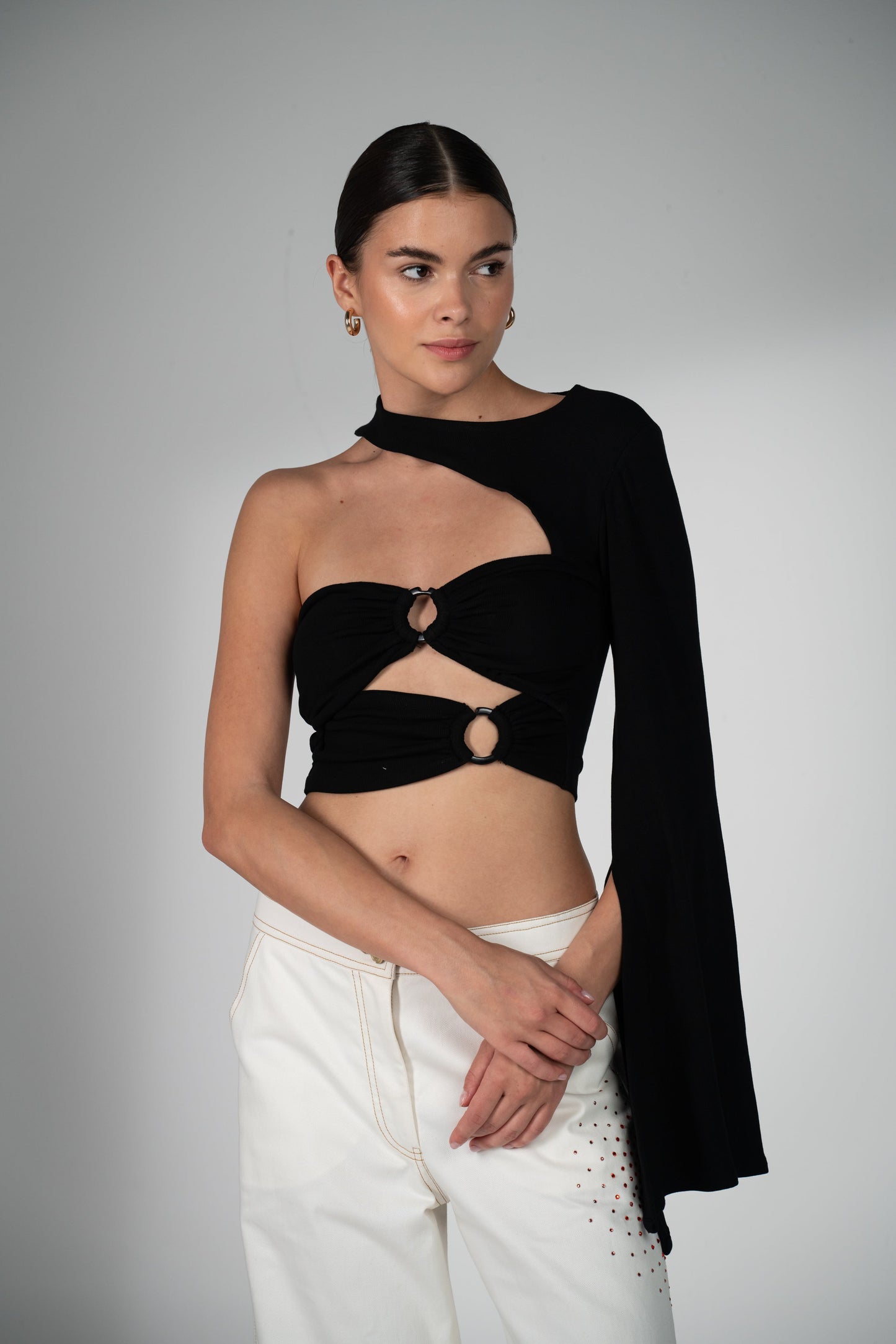 Black Crop top from Autonomie