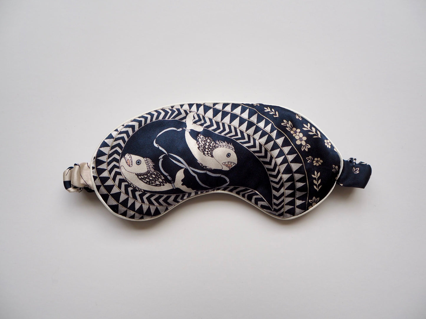 Elara Zodiac Silk Satin Eye Mask & Pouch in Midnight Pisces